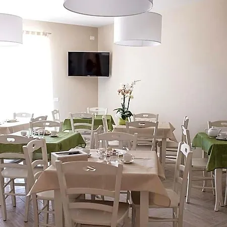 Menta E Rosmarino 住宿加早餐酒店 4*