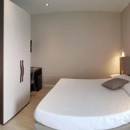 Menta E Rosmarino B&B 라찌제