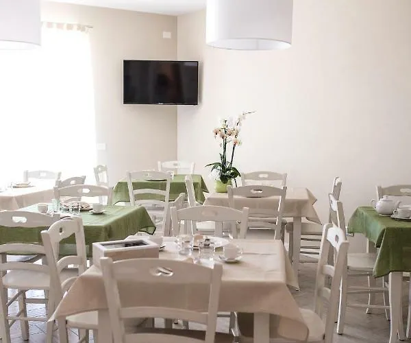 Nocleg ze śniadaniem Menta E Rosmarino 4*