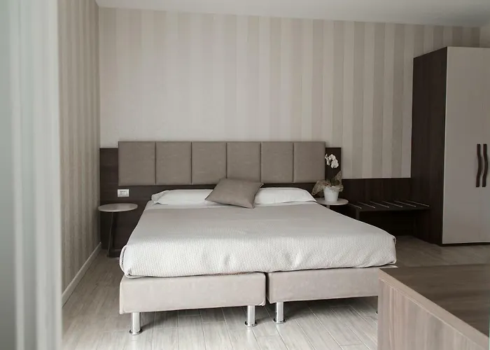 Bed & Breakfast Menta E Rosmarino Lazise